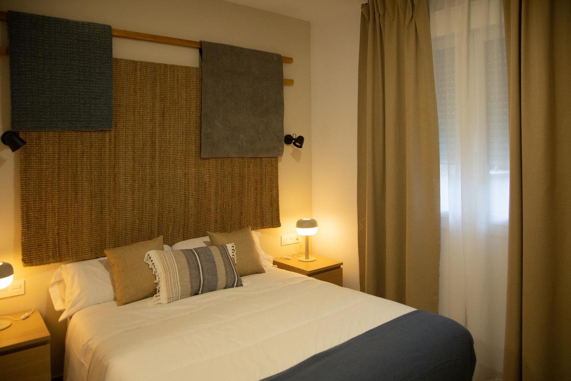 Hotel Los Alamos Boutique Пласенсия Экстерьер фото